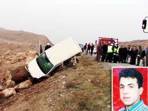Babasının cenazesine giderken kazada öldü