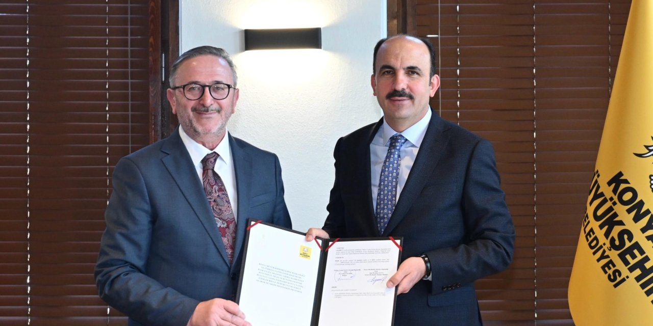 Koyunoğlu'ndaki yazma eserler devredildi