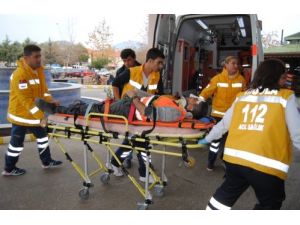 Sıva İşçisi 3. Kattan Düştü