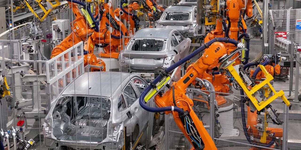 Otomotiv üretimi de satışlar da geriledi