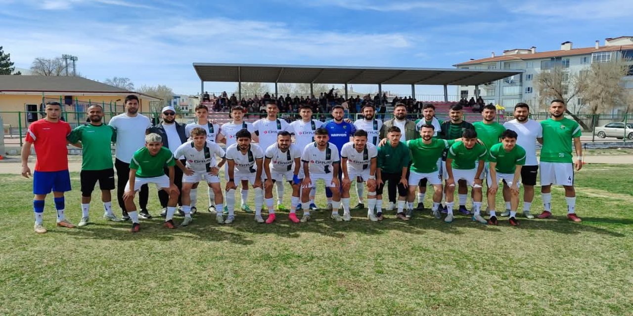 Karapınar Belediye Play-Off oynamayı garantiledi
