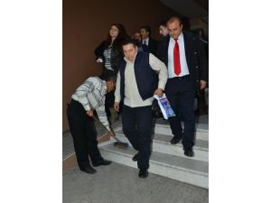 Belediye Otobüsü Şoförü Bıçaklandı