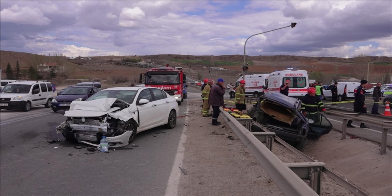 Trafikte üç günlük bilanço! Ölü sayısı artıyor