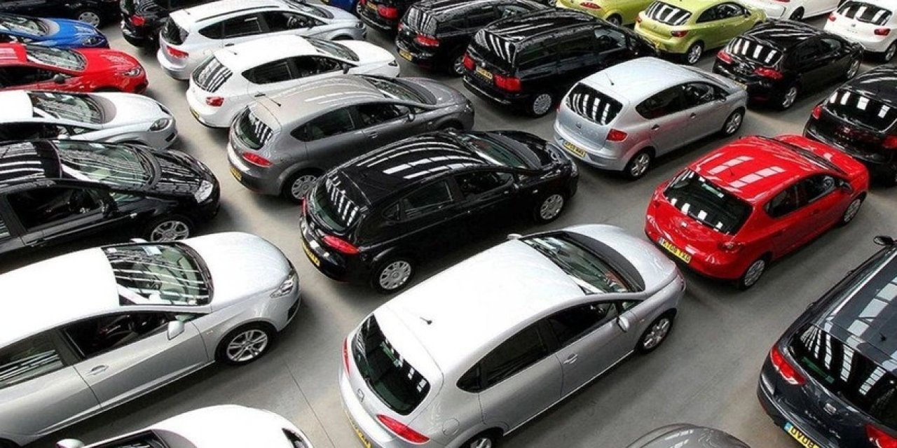 Otomobil  pazarı ocak-mart döneminde daraldı