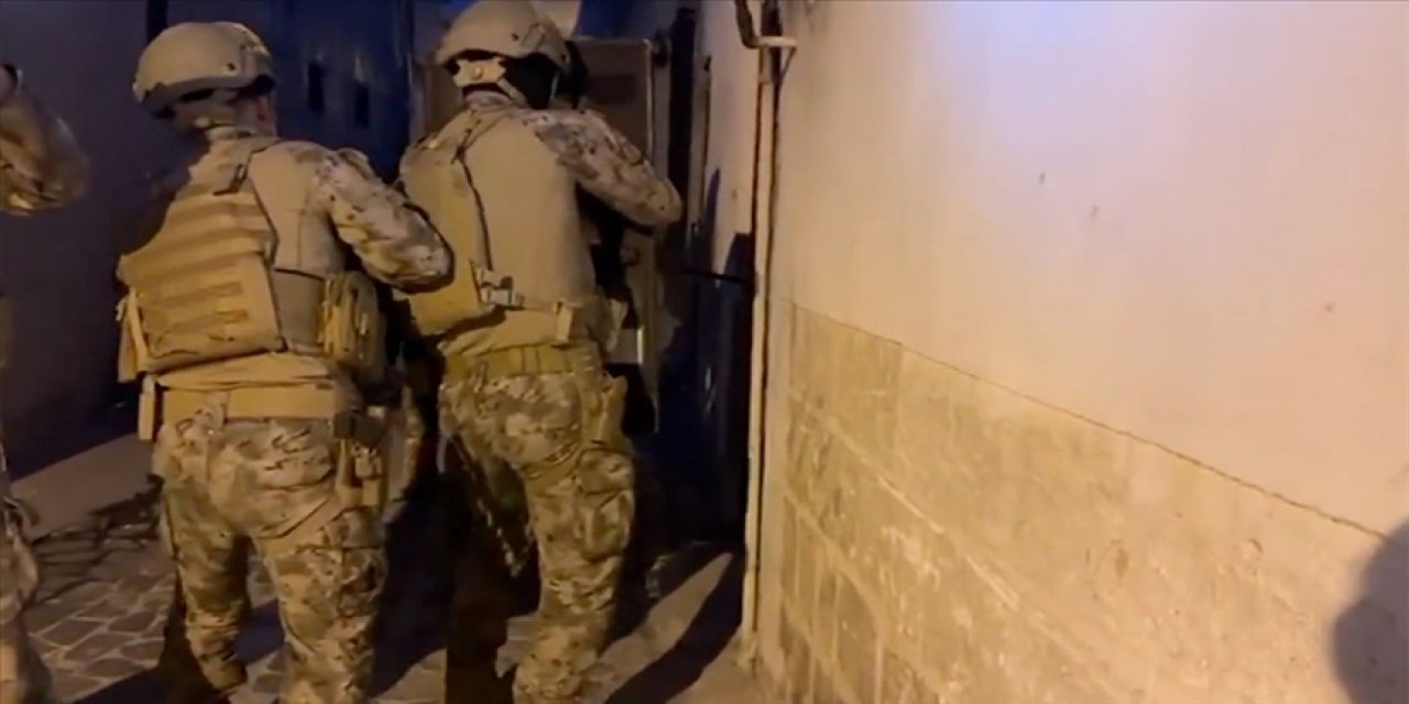 19-27 Mart'ta uyuşturucu satıcılarına yönelik operasyonlarda gözaltına alınan 1044 şüpheliden 516'sı tutuklandı