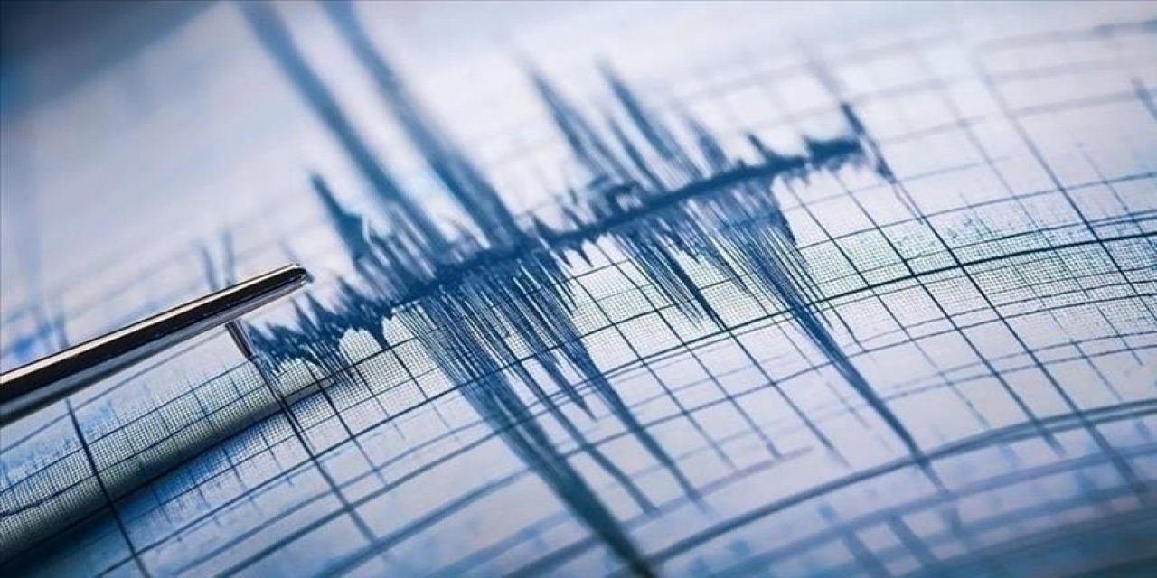 Papua Yeni Gine'de 6,9 büyüklüğünde deprem