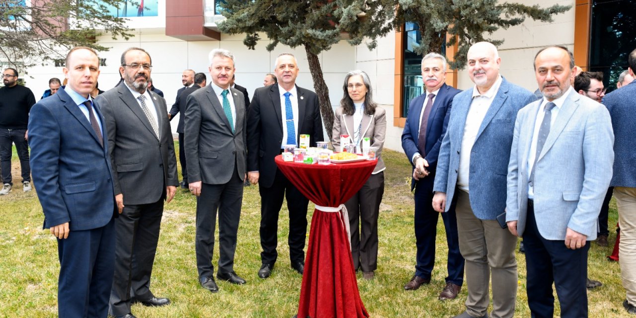 KTÜN'de bayramlaşma programı gerçekleştirildi