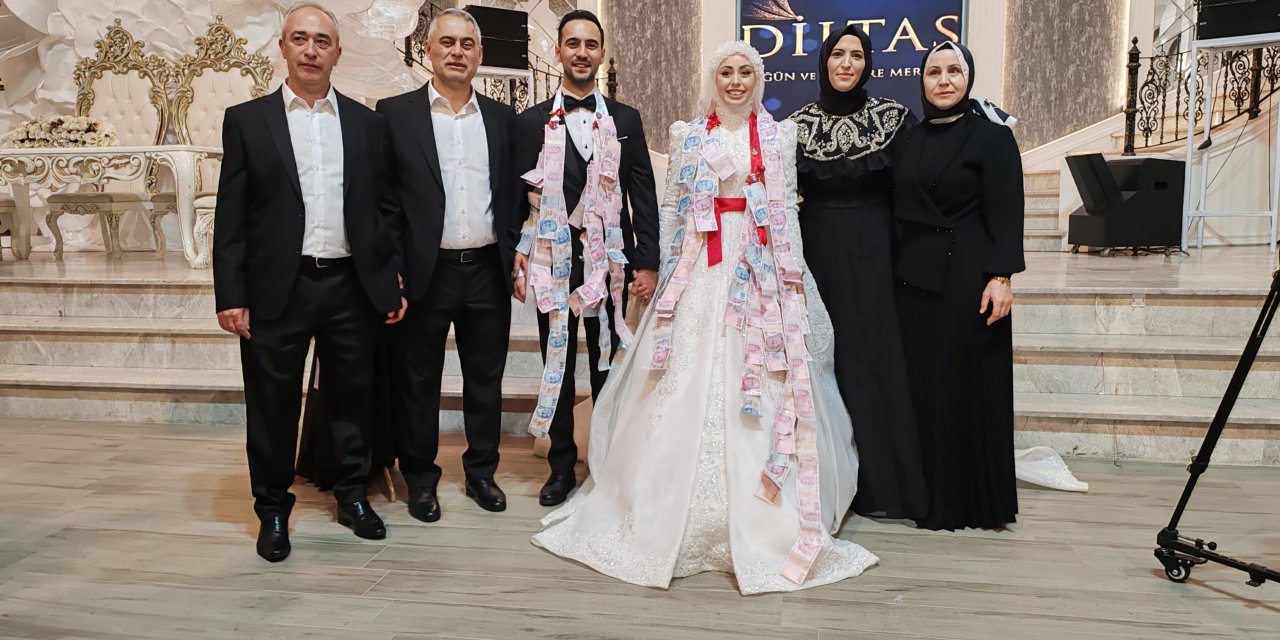 Melike ile Ahmet mutluluğa 'evet' dedi