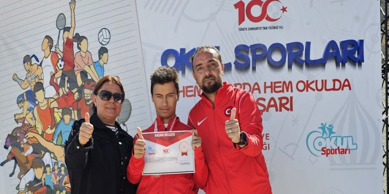 DOSD Meramlı Muhammed Eren Türkiye Şampiyonu oldu