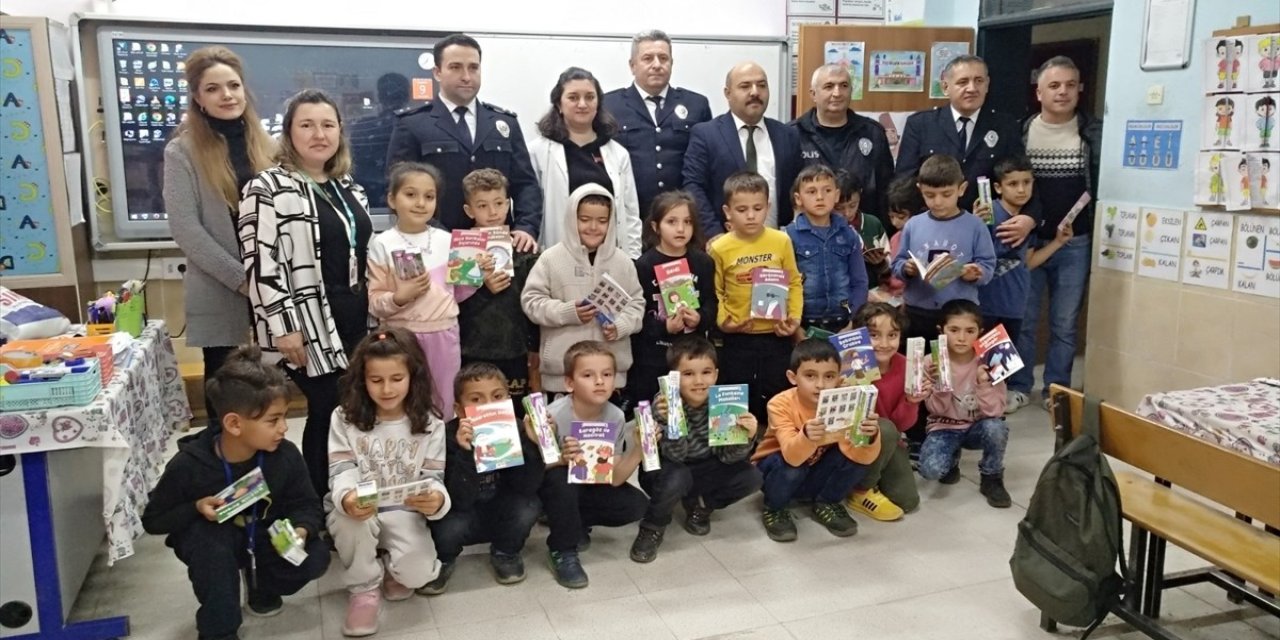 Ahırlı'da öğrencilere ağız ve diş sağlığı taraması yapıldı