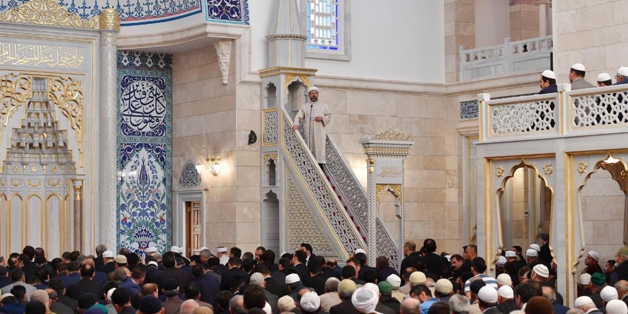 Cuma hutbesinden Konyalılara çağrı