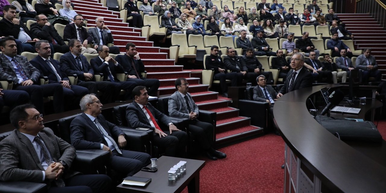 Karatay'dan çalışanlara kurumsal gelişim eğitimi