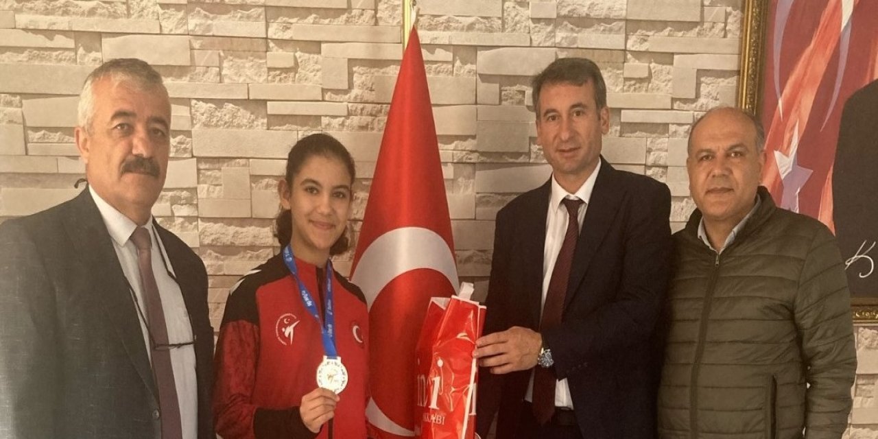 Beyşehir’in başarılı sporcuları ödüllendirildi