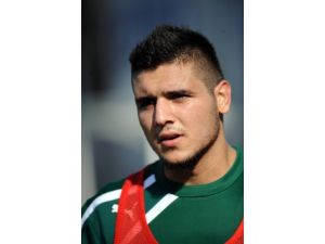 Bursaspor'un Yeni Transferi Ethem: İlk Hedefim Kalıcı Olmak