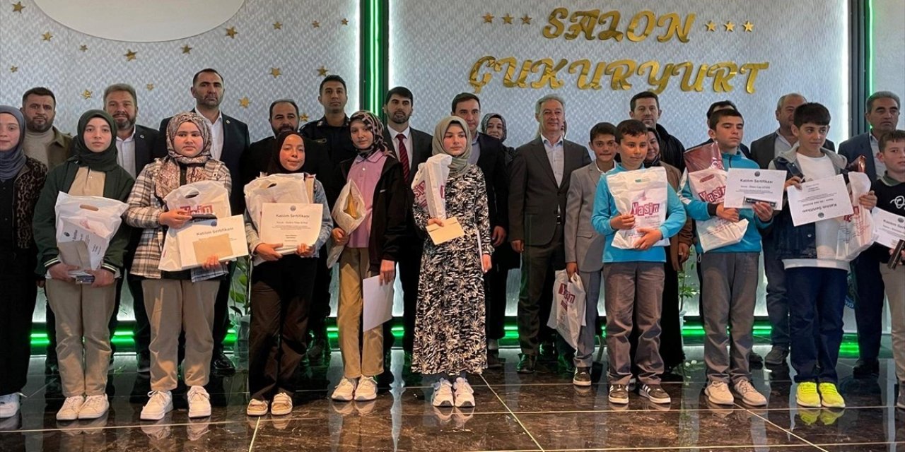 Kur'an'ı güzel okumak için yarıştılar