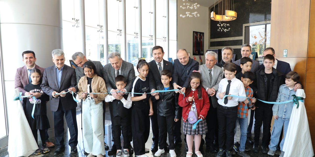 Karatay'da 'Doğanın Uyanışı' sergisi açıldı