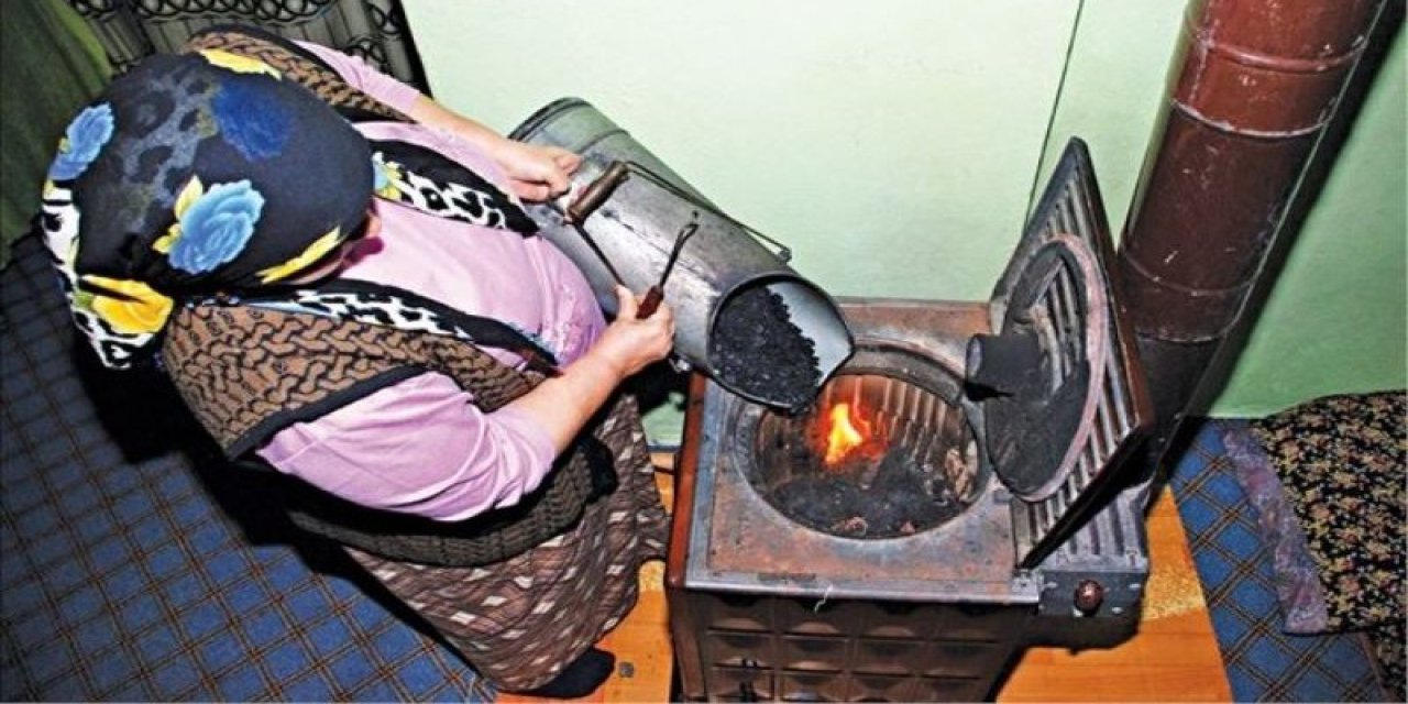 Anne ve oğlu sobadan sızan gazdan zehirlendi