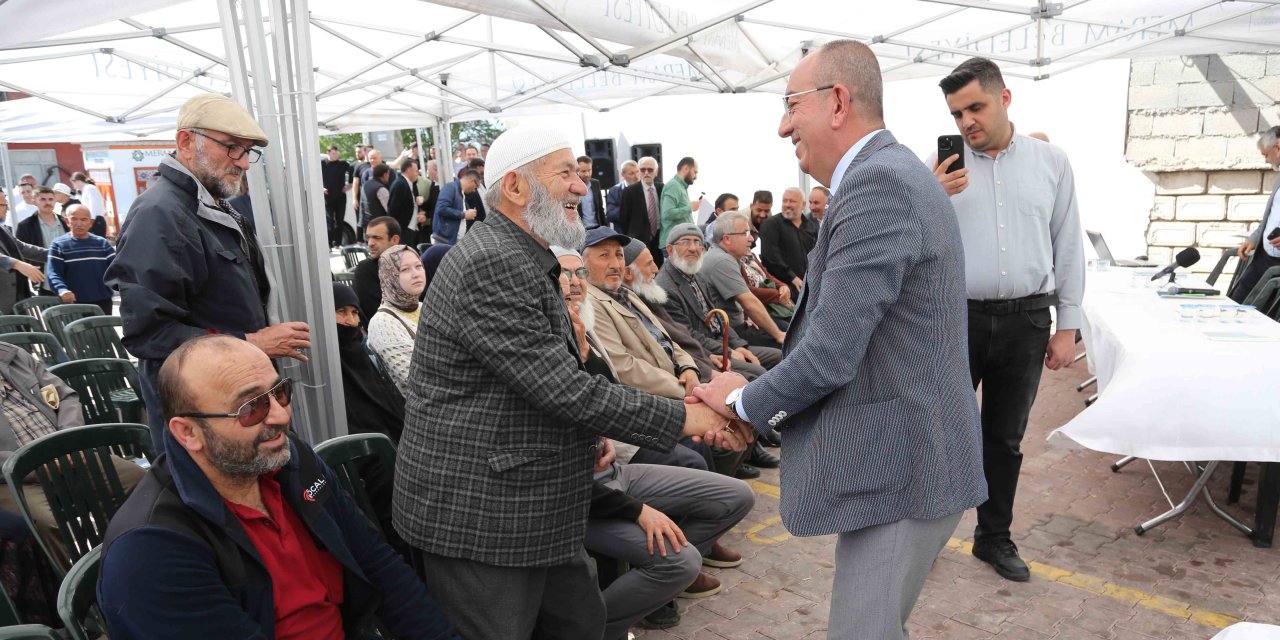 Vatandaşlar Kavuş'a talepleri ve sorunları iletti