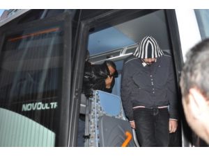 Rüşvet Ve Yolsuzluk Operasyonu Şüphelileri Sağlık Kontrolünden Geçirildi