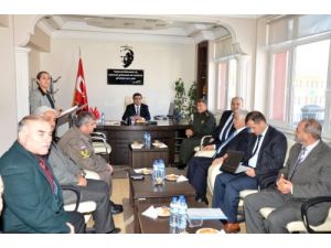 Vali Düzgün, Hacılar'da Okullaşma Oranını Takdir Etti