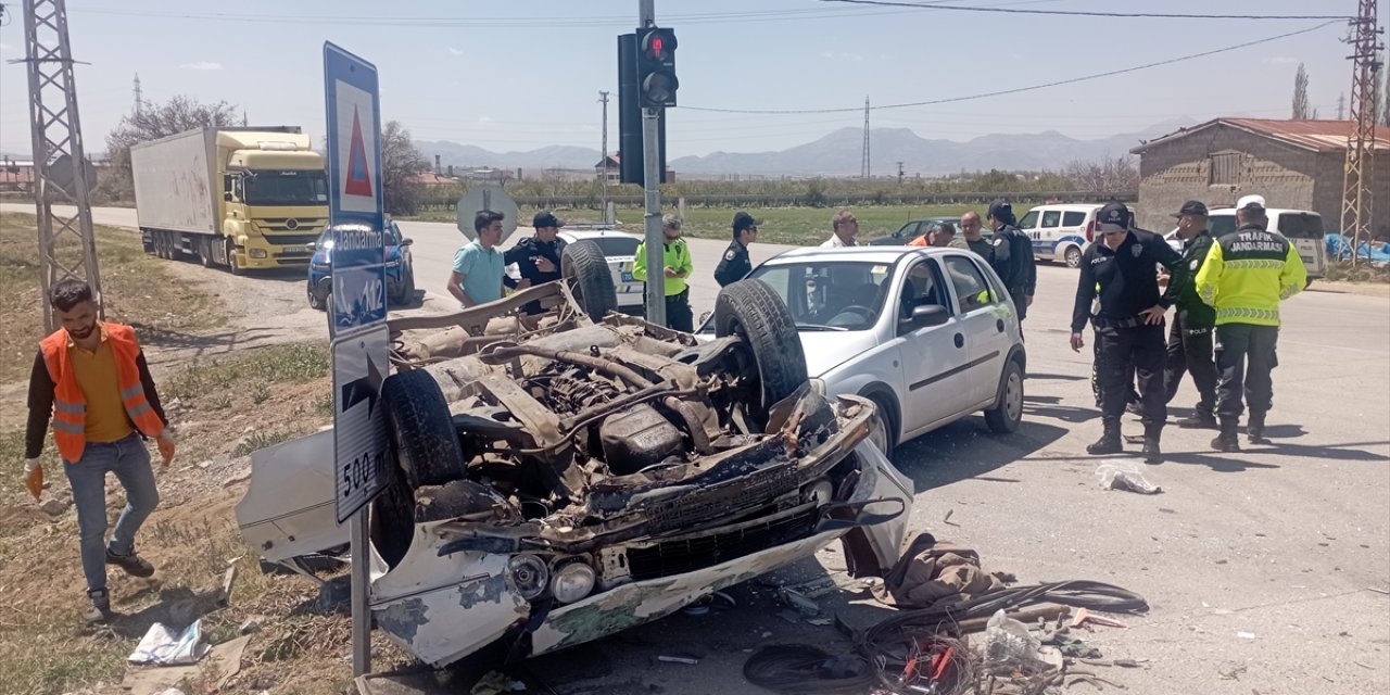 Karaman'daki kazada bu araçtan sağ çıktılar