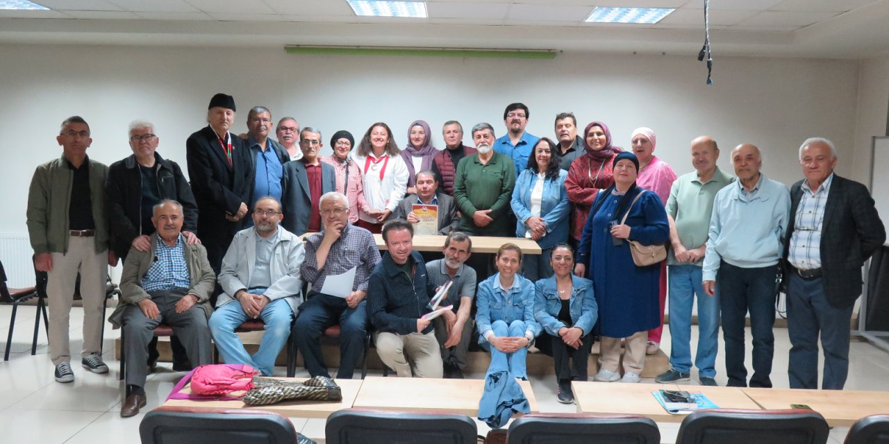 'Gönlümüzden yontarak şiir yazıyoruz'