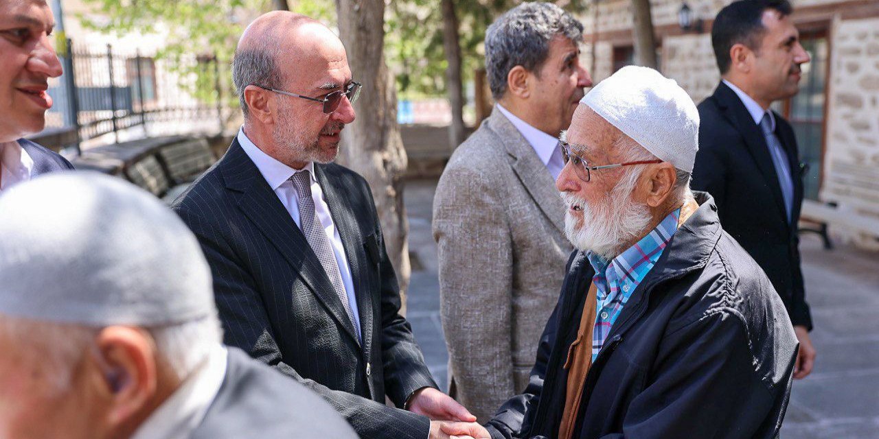 Selçuklu'da 'Cuma Buluşmaları' sürüyor