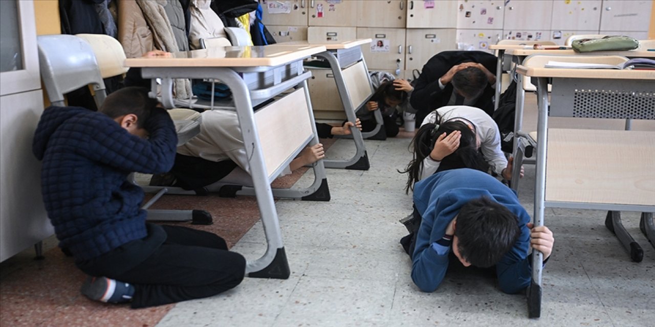 Yarın ilk ders 'Afet Farkındalığı Eğitimi'