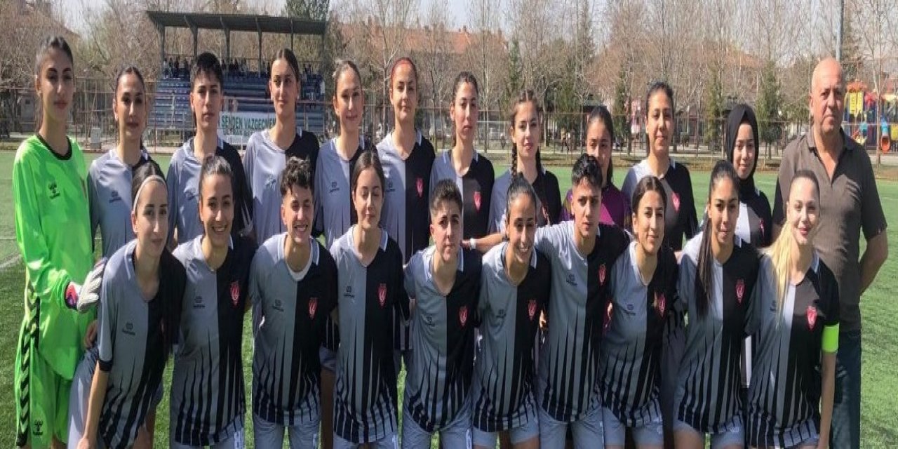 Genç Ülkümspor  yarı finale yükseldi
