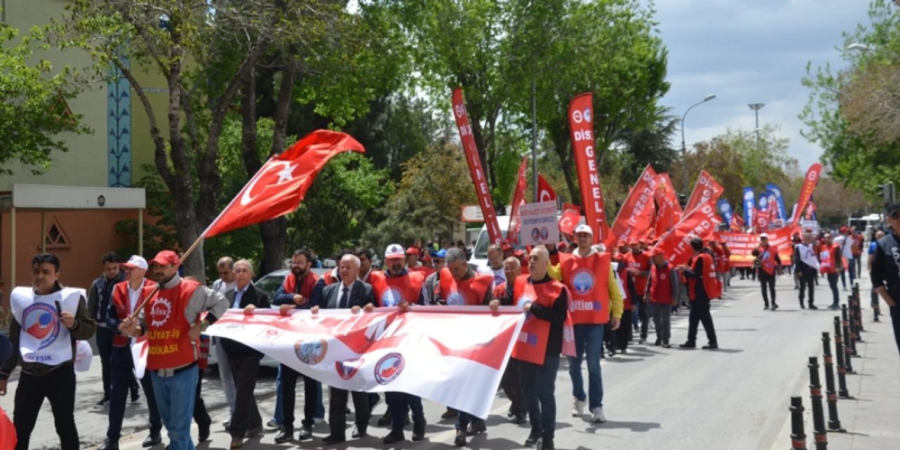 Konya'da sendikalardan ortak 1 Mayıs kutlaması
