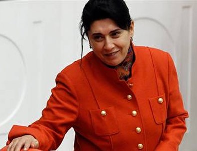 Zana'nın hapis cezası bozuldu