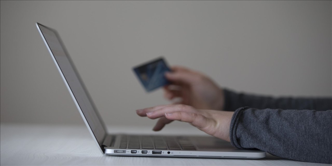Yurt dışı sitelerinden alışverişlerde kişisel bilgi paylaşımına dikkat