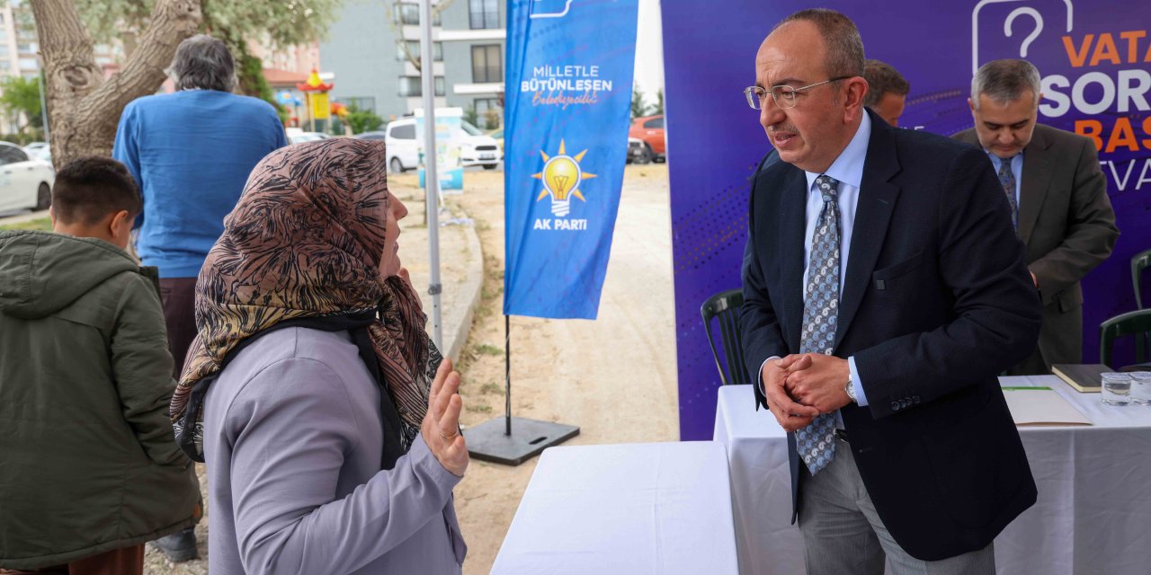 Kavuş, iki mahallede soruları cevapladı