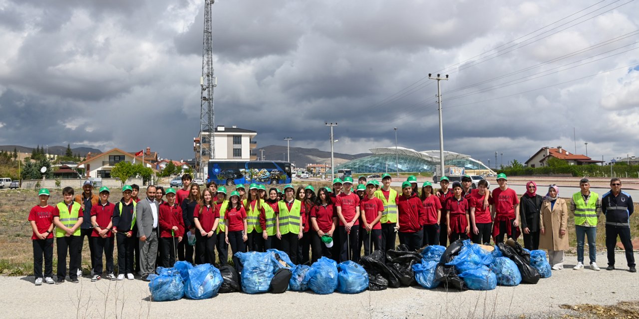 Selçuklu Ak Mahalle'de çevre seferberliği