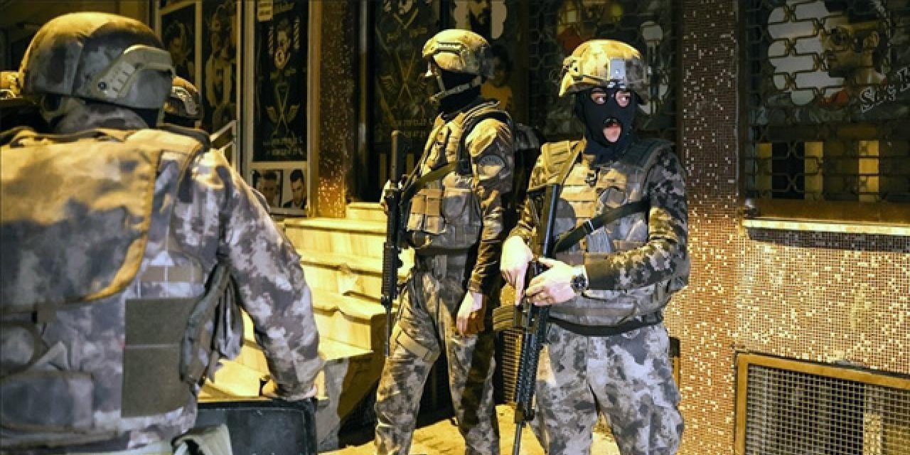 'Organize suç'tan 71 zanlıya gözaltı