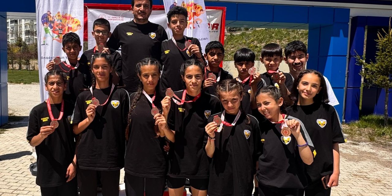 Konya Büyükşehirli atletlerden şampiyonluk ve madalya şov