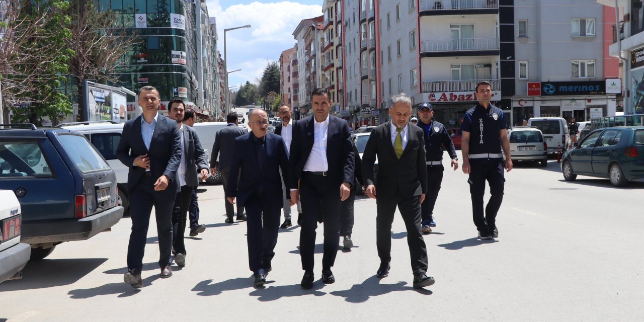 Özgökçen ilçe ziyaretlerini sürdürüyor