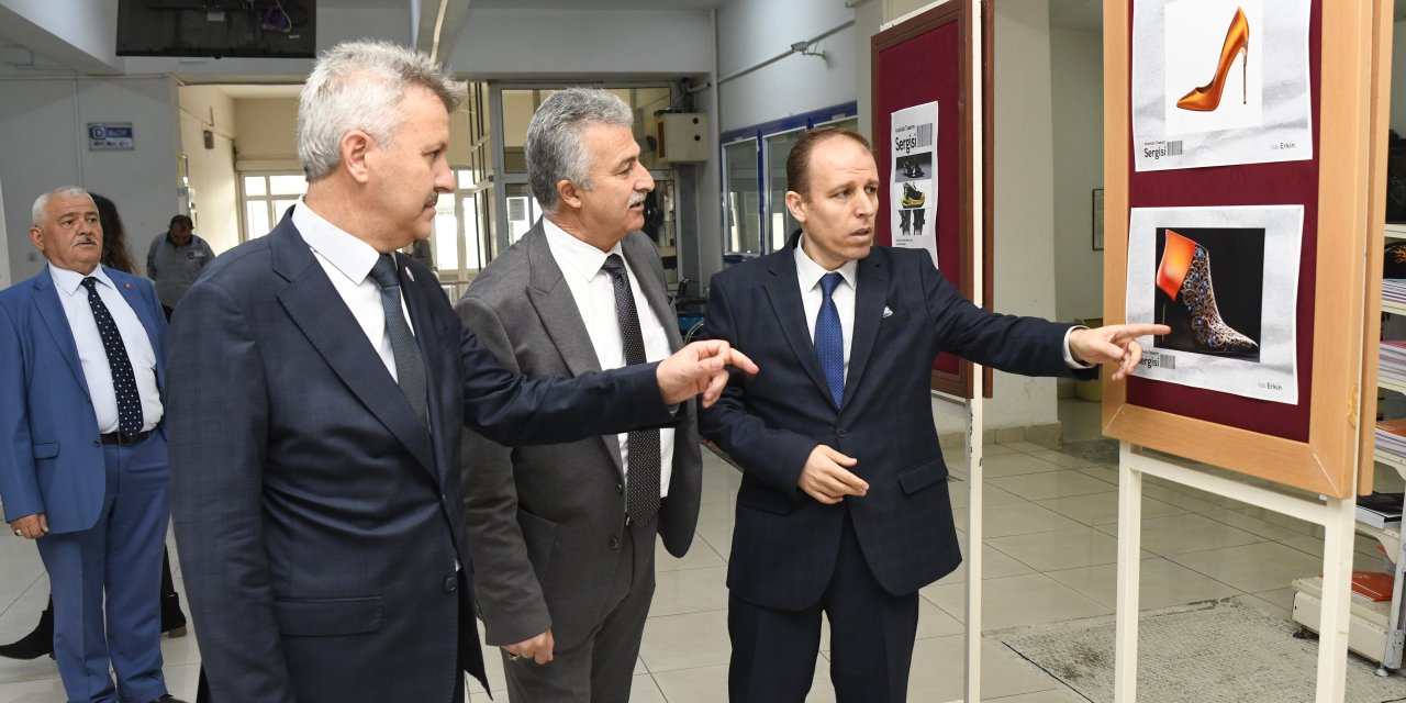 KTÜN'den özgün ayakkabı tasarımları