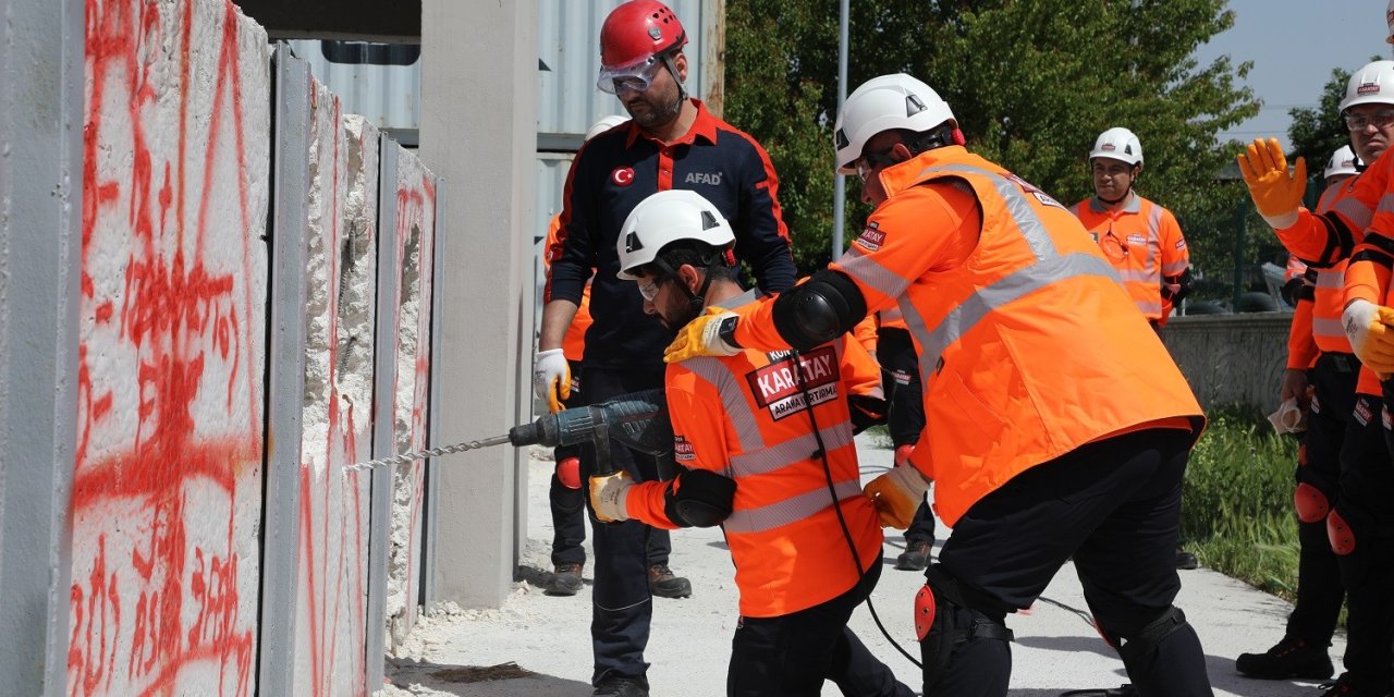 Karatay Arama ve Kurtarma Ekibi'ne yeni eğitim
