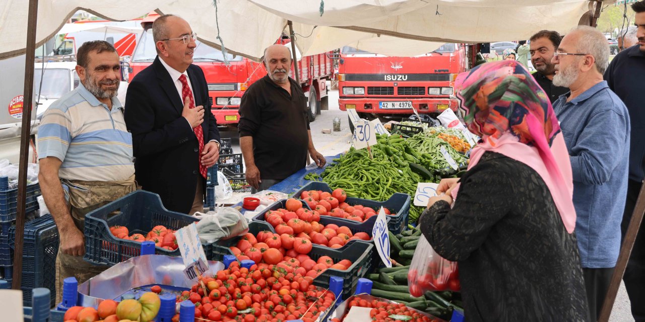 Kavuş, iki mahallenin sakinleriyle buluştu
