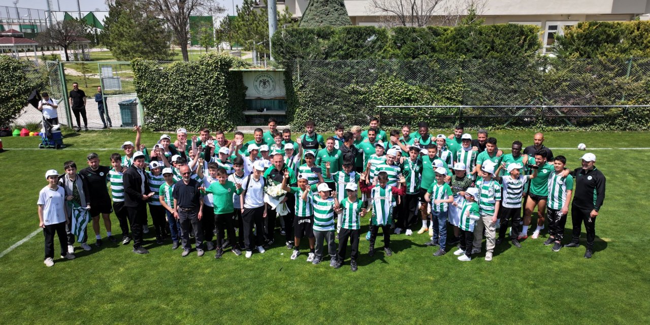 Karataylı minikler  Konyasporla buluştu