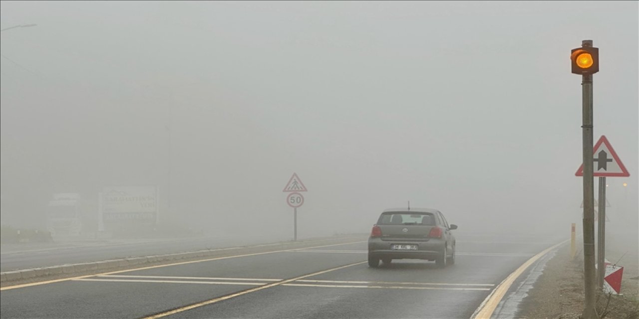 Bolu Dağı'nda sis etkili oldu