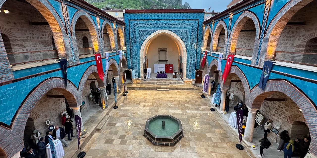 Pervâne Konferansları Konya'nın dışına taşındı