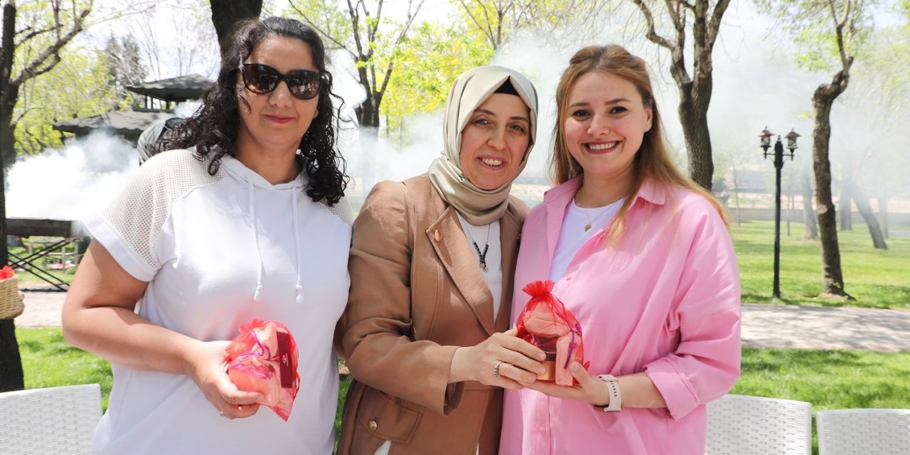 Kılca ailesi, kadın çalışanlarla buluştu