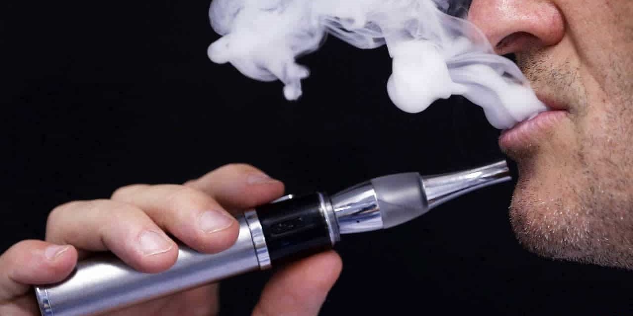 'Elektronik sigara daha az zararlı algısına kanmayın'