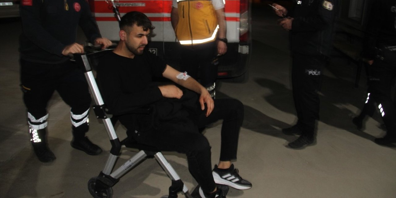 Konya'da parktaki kavgada bir genç bıçaklandı