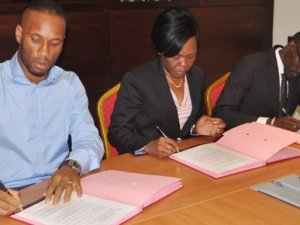 Drogba devletle ortak oldu