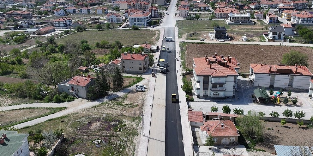 Karatay Karaarslan'da yol çalışması sürüyor