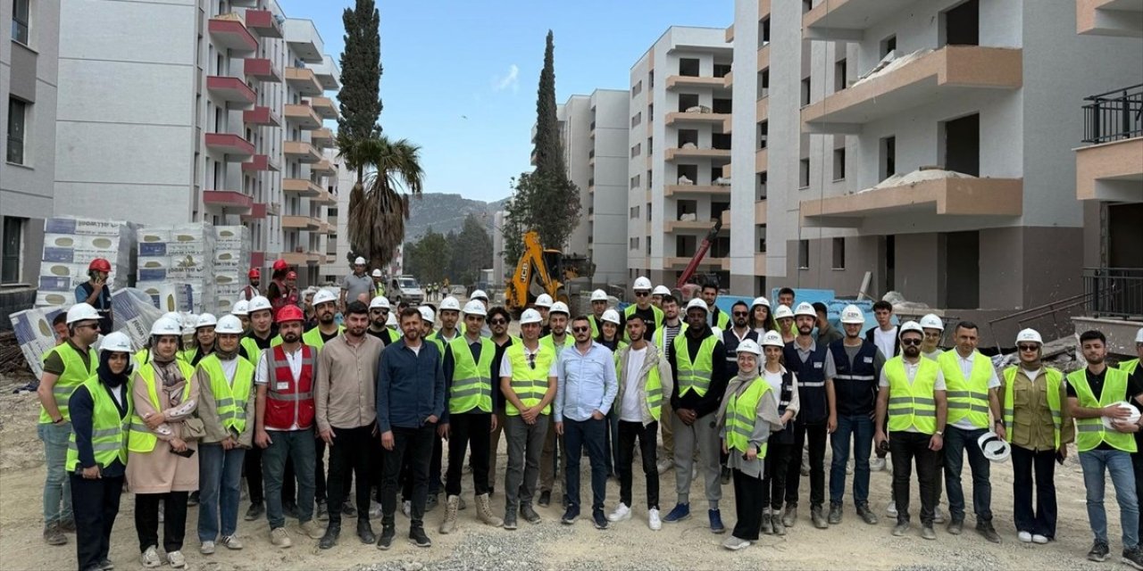 Konya'daki mühendis adayları deprem bölgesinde