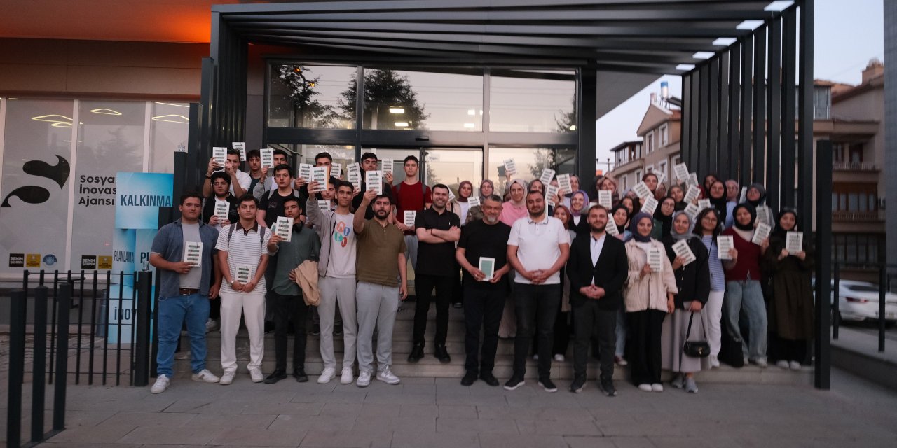 Lise Medeniyet Akademileri'nden söyleşi